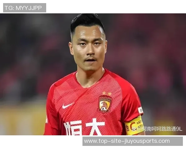 退役中国足球明星的传奇人生与未来发展之路探讨 退役中国足球明星的传奇人生与未来发展之路探讨